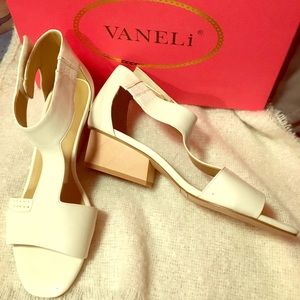 NEW Van Eli WHT dress sandals